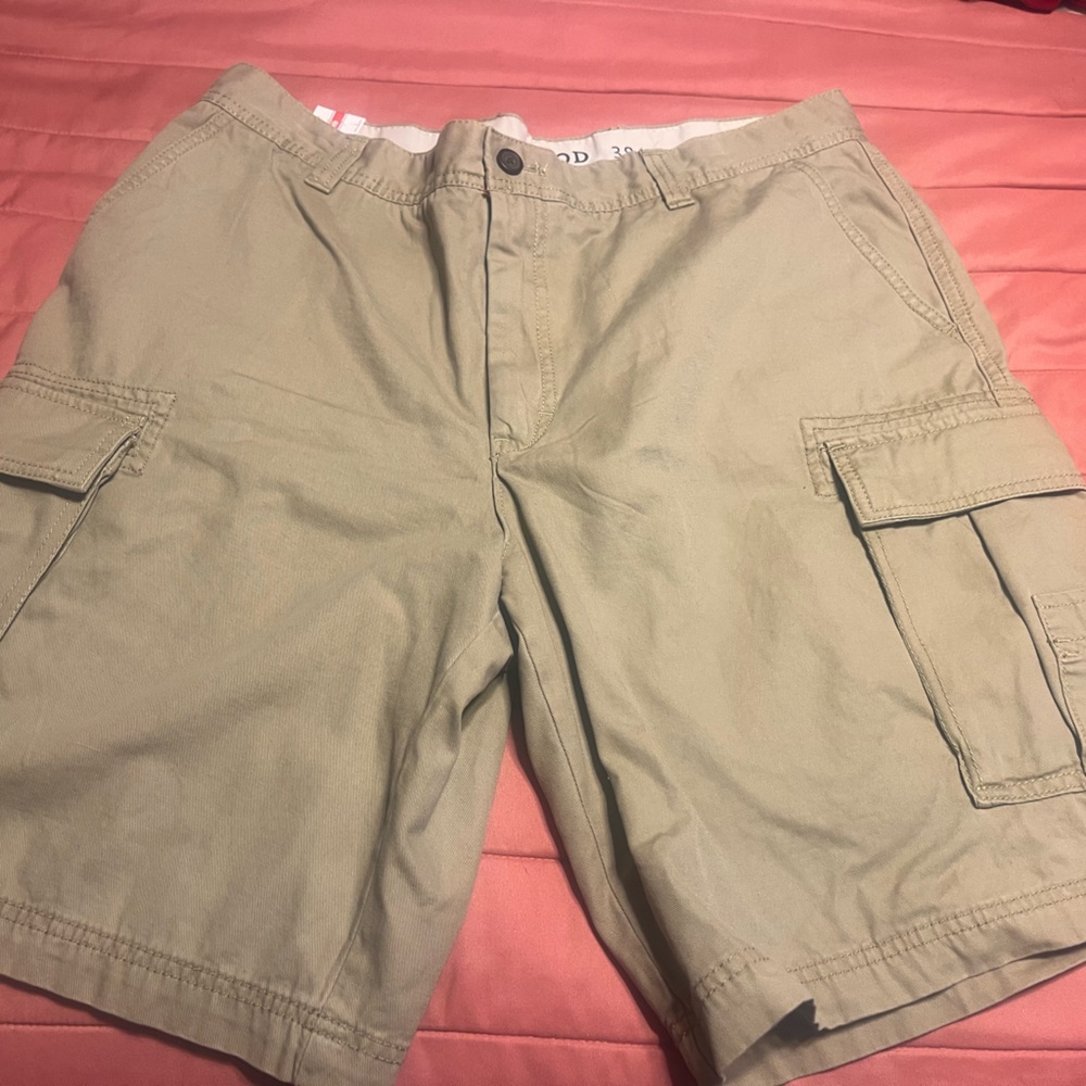 Izod Men's Cargo Shorts - Khaki